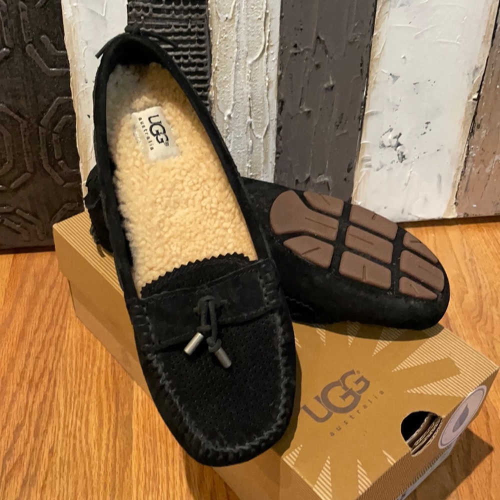 Suede Ugg loafers brand new with removable ugg inserts